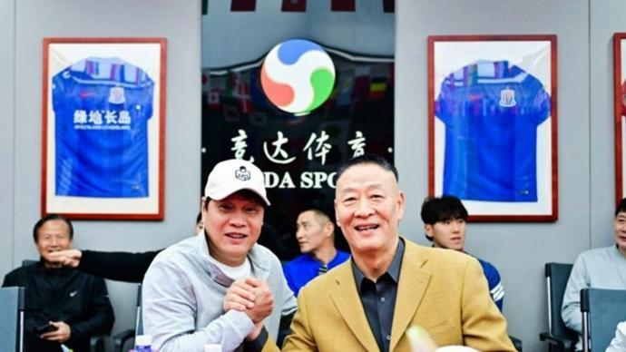 开云体育在线-你踢你的苏超、我玩我的街超，上海16区相继吹响社会足球新玩法的冲锋号角